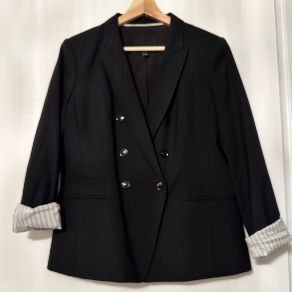 Banana Republic Wool Blend Double Breasted Blazer. - Picture 1 of 6